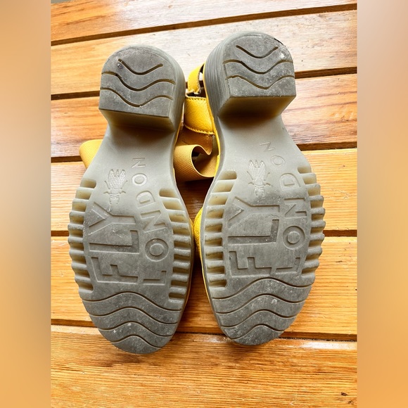 Fly of London Sandals - Picture 4 of 4